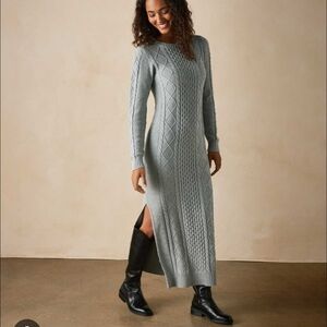 The Normal Brand Maria Long Sleeve Sweater Maxi Size Small